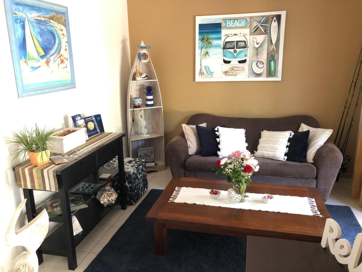 Beachhouse Bed And Breakfast Redcliffe Extérieur photo